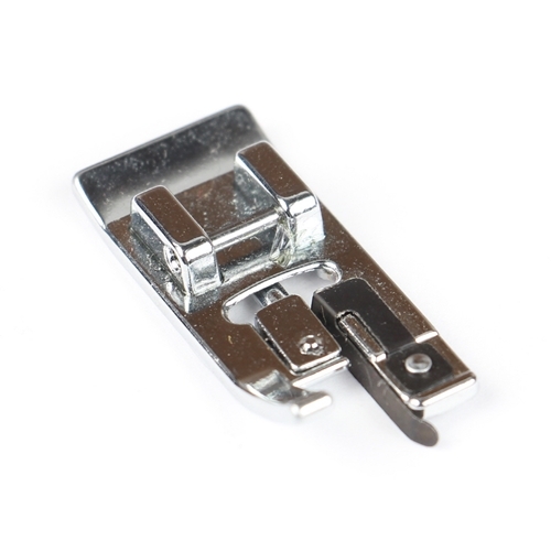 Overlockfu�, �berwendlingfu� passend f�r viele N�hmaschinen mit 5 mm Stichbreite